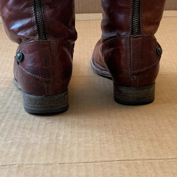 Frye Melissa Button Back Zip Boots - Picture 5 of 10